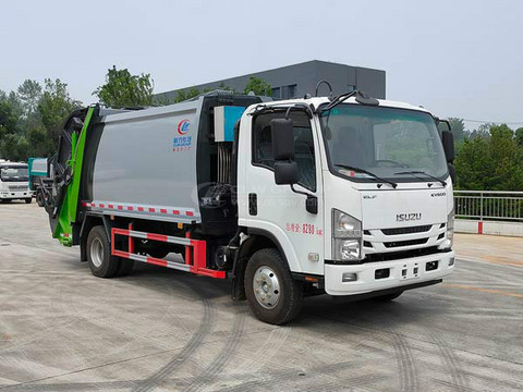 Garbage Compactor Truck - ISUZU - 8CBM