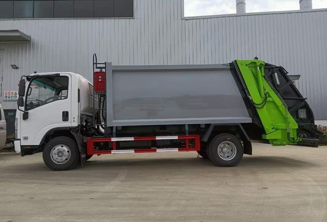 ISUZU Brand Mini 7cbm waste collection truck